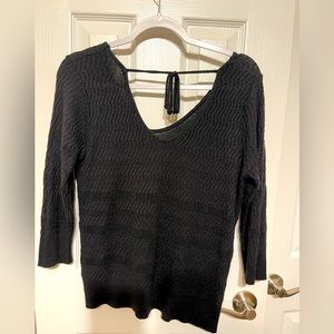 Maurice’s light tie-back sweater. Size Medium.
